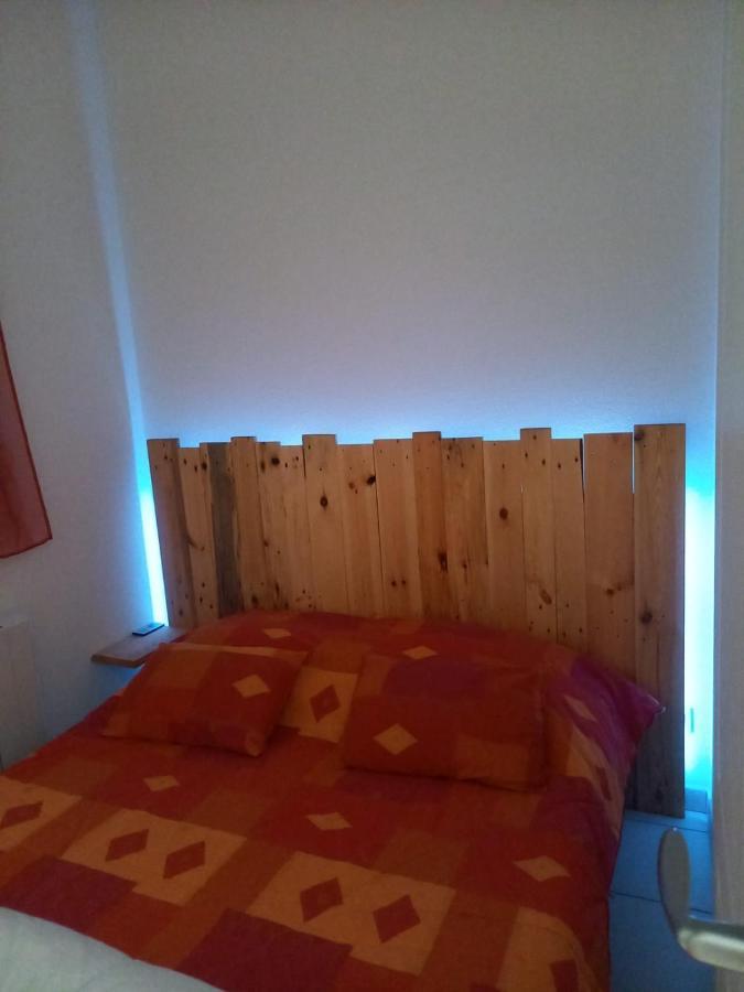 Pavillon 2 Chambres 1 Mezzanine 6Personnes Saint-Pierre-la-Mer  Екстериор снимка